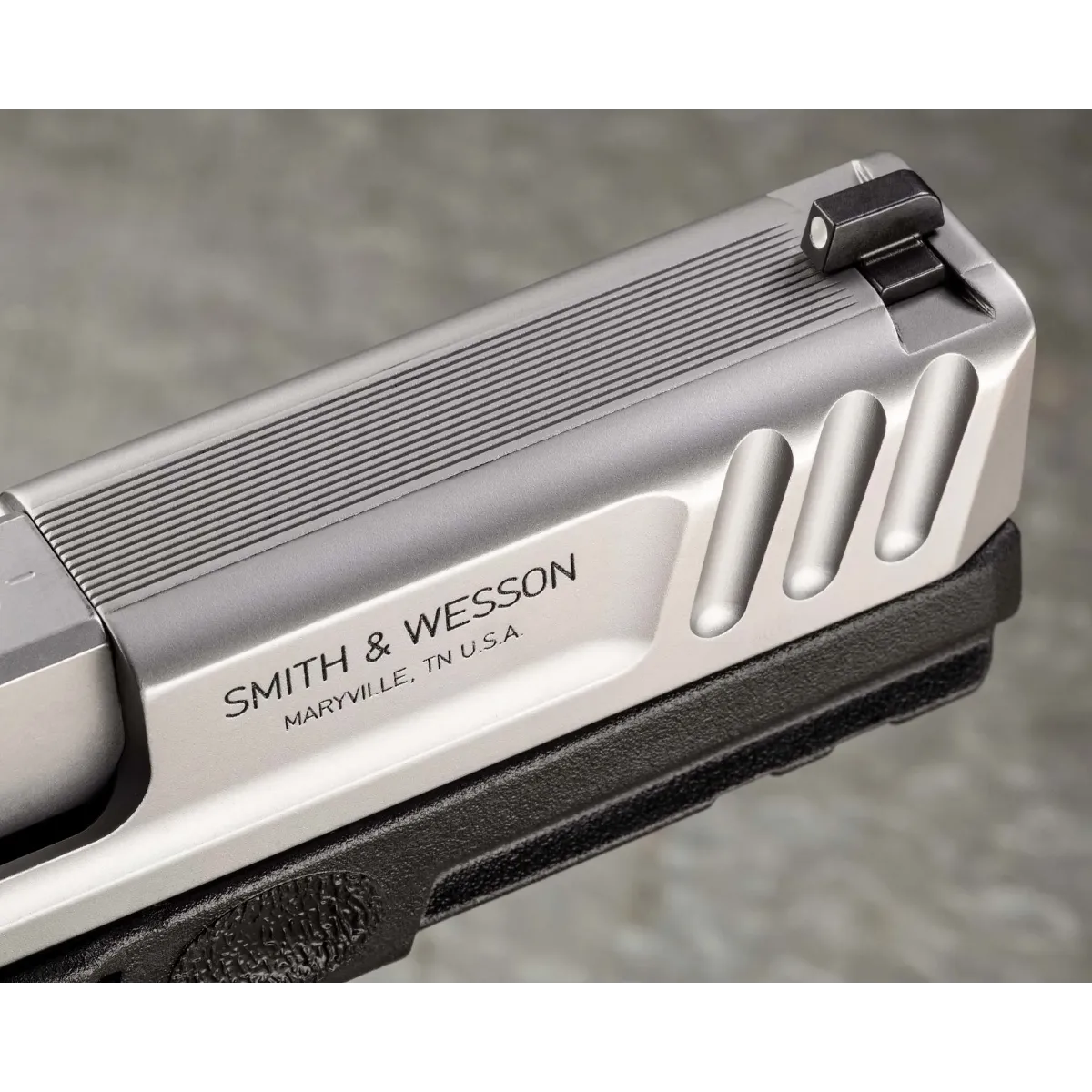 SMITH AND WESSON SD40 2.0 40S&W 14+1 4" SS/BLK
