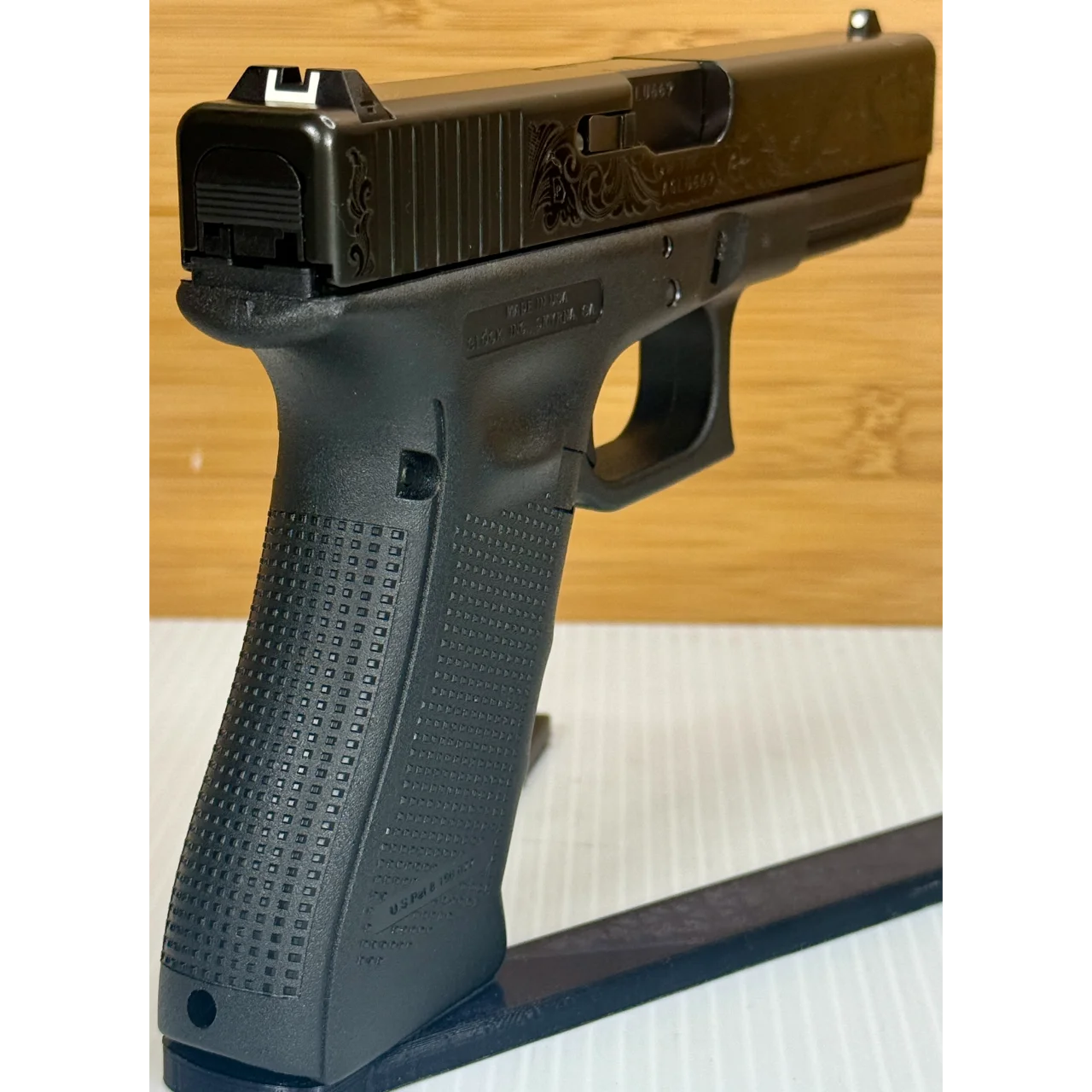 GLOCK 17 GEN4 Engraved TALO 9MM 4.49'' 17-RD PISTOL