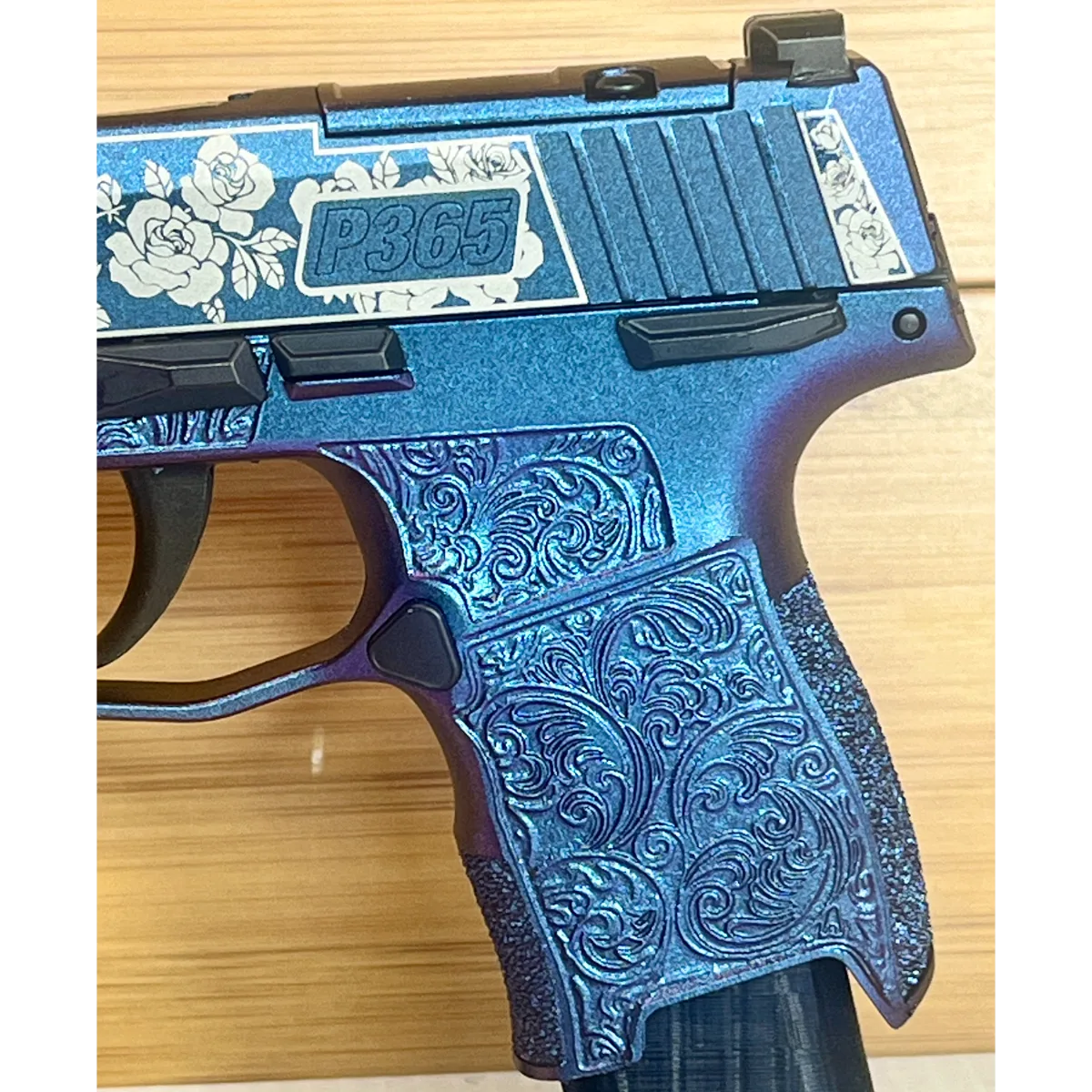 Sig Sauer P365 "Guns & Roses Mongoose Purple" 9mm Optic Ready 3.1" 10rd Manual Safety