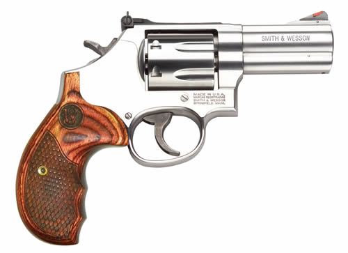 Smith & Wesson 686 Plus Deluxe Wood 357Mag 3" 7Rd Revolver