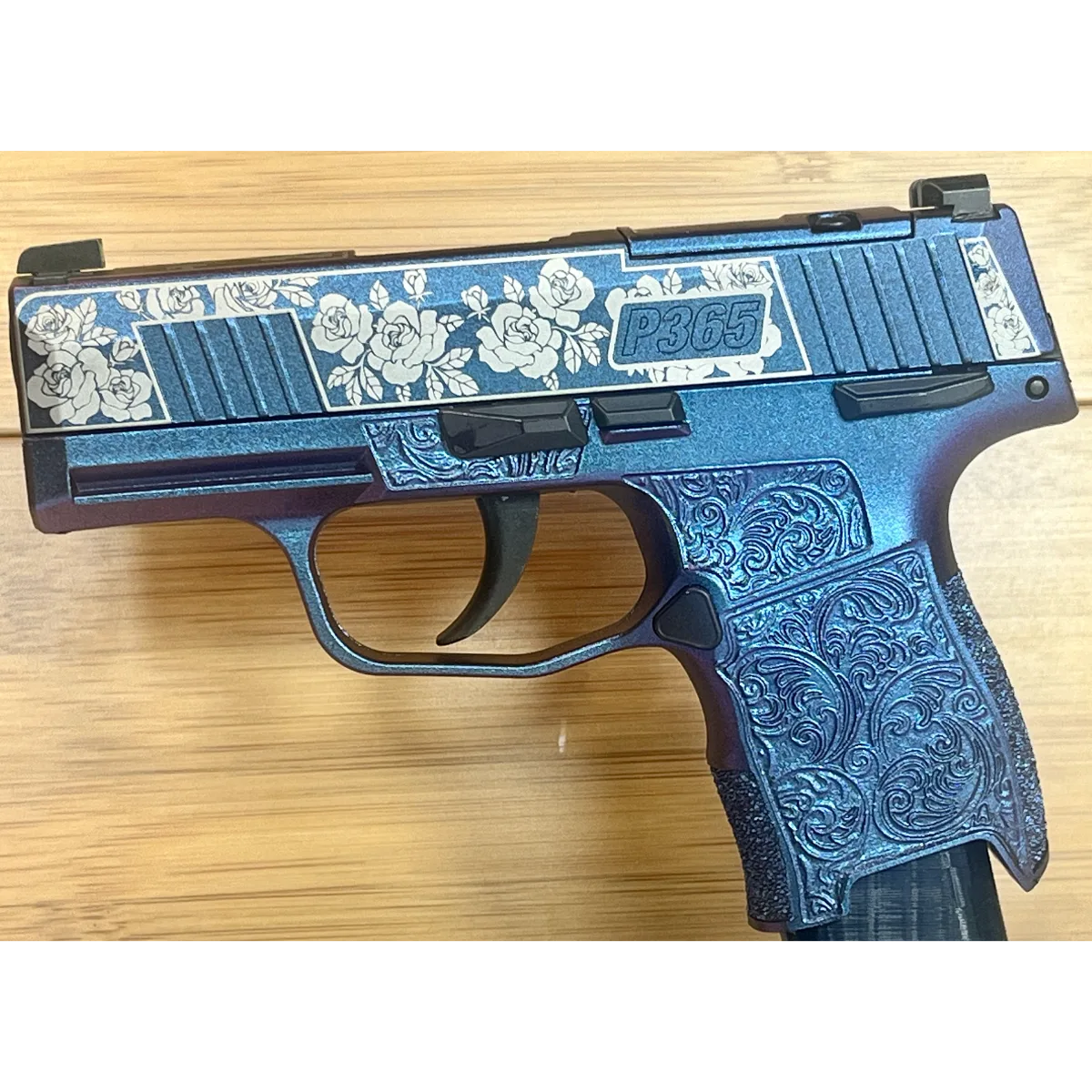 Sig Sauer P365 "Guns & Roses Mongoose Purple" 9mm Optic Ready 3.1" 10rd Manual Safety